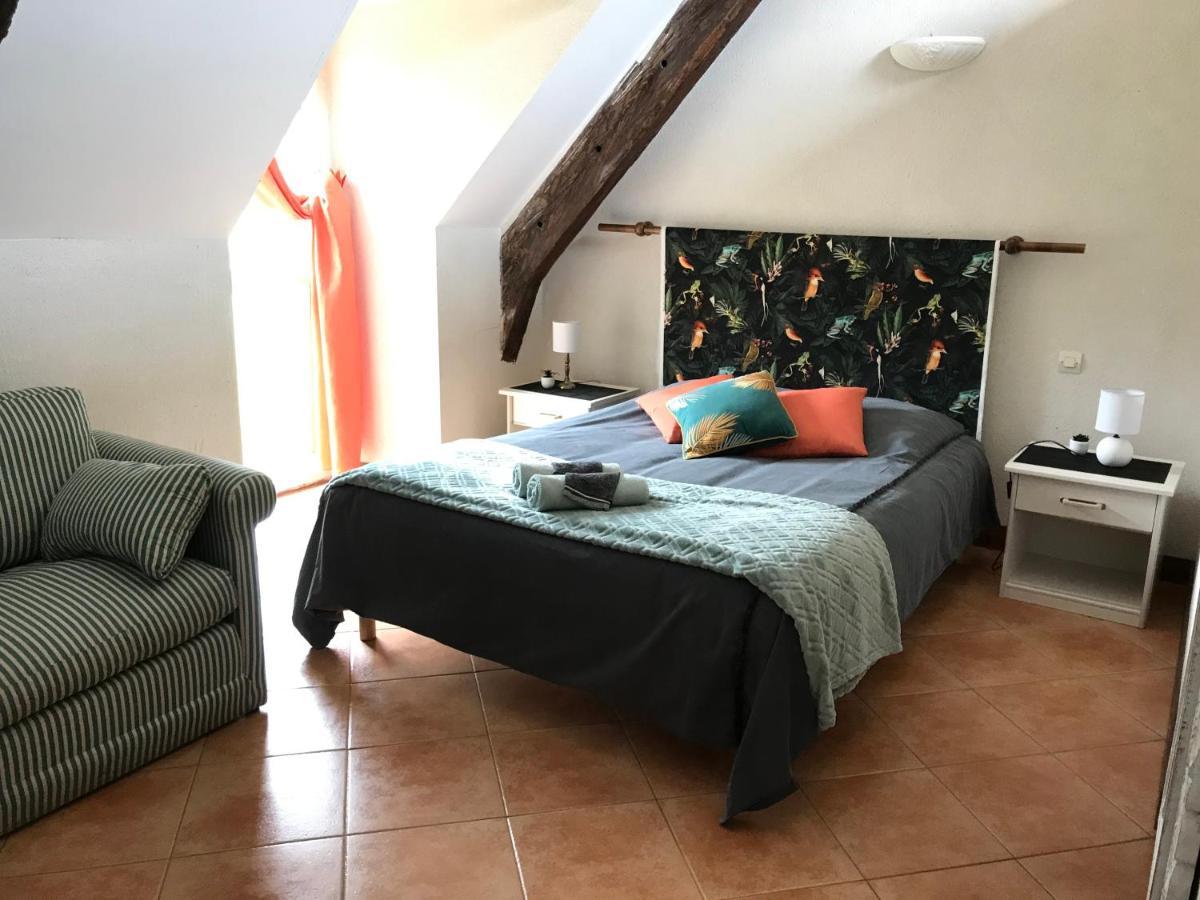 Domaine Du Lesty Bed & Breakfast Ambon Ngoại thất bức ảnh